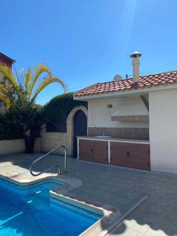 Episkopi Villa, Luxury 4 Bedroom With Pool - Limassol Kültér fotó