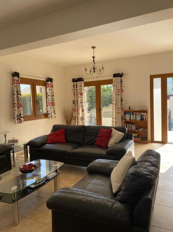 Episkopi Villa, Luxury 4 Bedroom With Pool - Limassol Kültér fotó